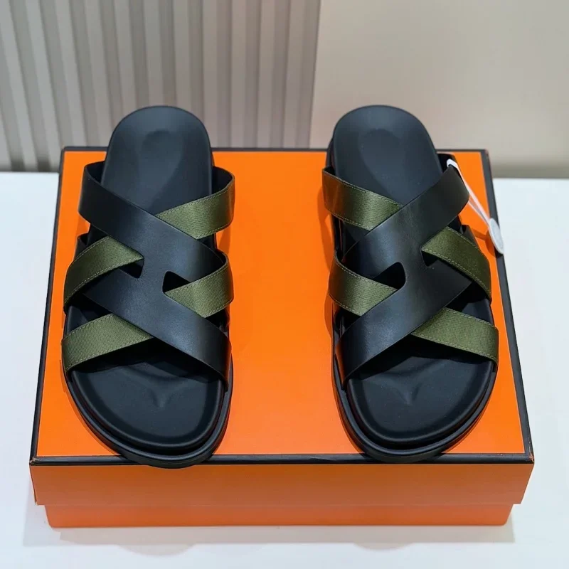 Limited Sale Cow Leather Brand Men's Summer Fashion Slippers Luxury All-match Flat Beach Shoes Flip Flops Factory Direct Sales
Limited Sale Cow Leather Brand Men's Summer Fashion Slippers Luxury All-match Flat Beach Shoes Flip Flops Factory Direct Sales