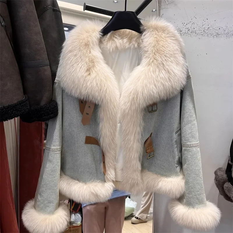 Korean Design Sense Blue Denim Jaet Faionable Faux Fur Collar Thiened down Warmth Large Coat Women's ort Outerwear
Korean Design Sense Blue Denim Jaet Faionable Faux Fur Collar Thiened down Warmth Large Coat Women's ort Outerwear