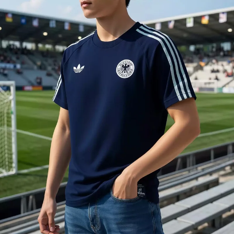 2026 Adidas Trefoil Men's Sportswear Football Short-Sleeved T-Shirt Trendy Training Breathable Fashion Jersey JZ9342
2026 Adidas Trefoil Men's Sportswear Football Short-Sleeved T-Shirt Trendy Training Breathable Fashion Jersey JZ9342