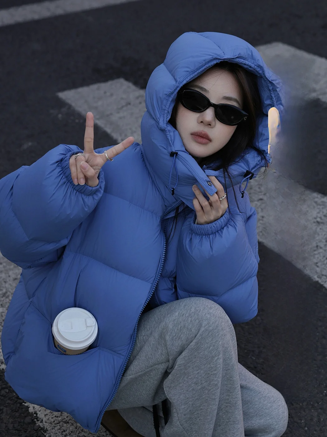 Женская пуховая куртка Ibell90 с отстегивающимся капюшоном, воротником-стойкой, длинными и короткими рукавами, белая, теплая и стройнящая верхняя одежда
Женская пуховая куртка Ibell90 с отстегивающимся капюшоном, воротником-стойкой, длинными и короткими рукавами, белая, теплая и стройнящая верхняя одежда