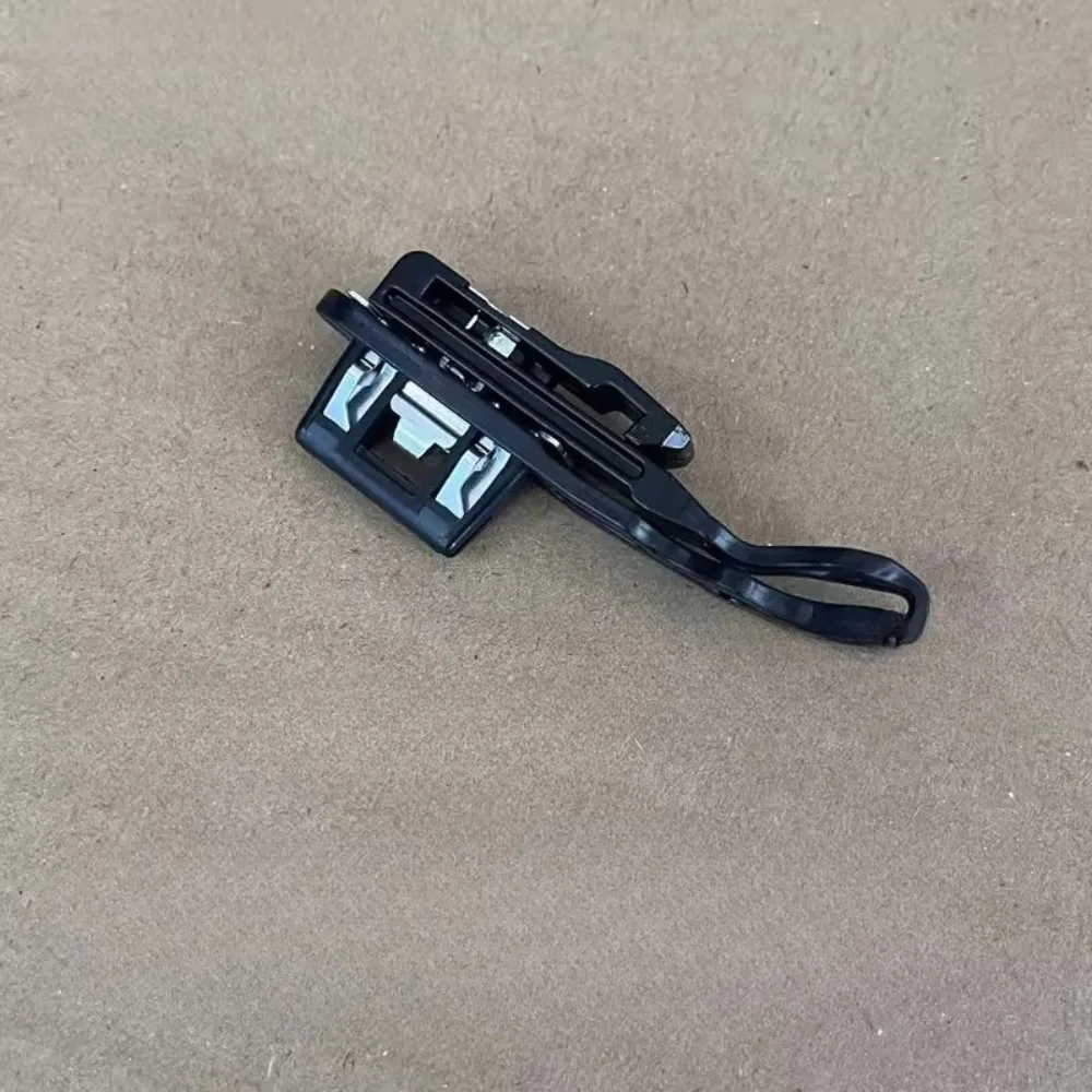 For Cadillac CT6 XTS ATSL XT5 CTS Brand New Genuine Replacement Clips A-pillar Trim Panels
For Cadillac CT6 XTS ATSL XT5 CTS Brand New Genuine Replacement Clips A-pillar Trim Panels
