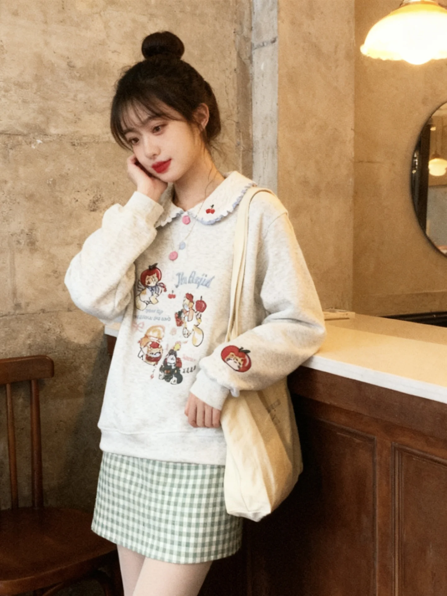 Larger Size Loose Lazy Sle Age-Defng Versatile Sweatirt with Embroidery Faionable Japanese Cartoon Long Sve Top
Larger Size Loose Lazy Sle Age-Defng Versatile Sweatirt with Embroidery Faionable Japanese Cartoon Long Sve Top