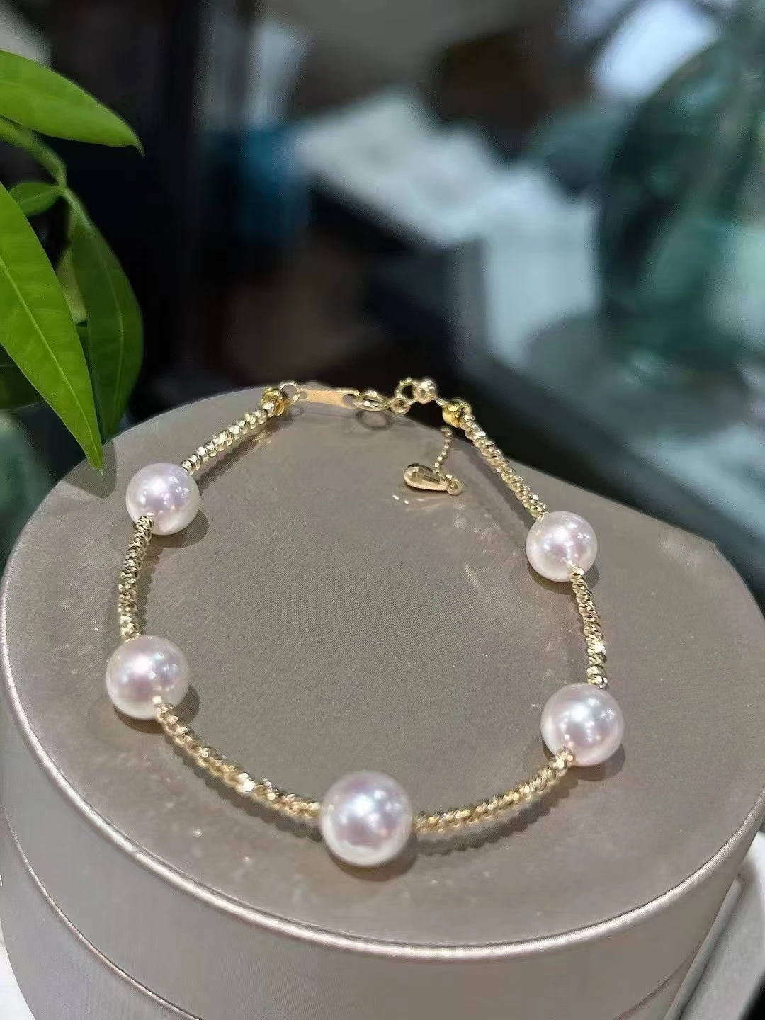 18K Gold Plated 925 Silver 8-8.5mm Natural Freshwater Flawless Round Pearl Chain Bracelet For Women Culture Pearl Silver Jewelry
18K Gold Plated 925 Silver 8-8.5mm Natural Freshwater Flawless Round Pearl Chain Bracelet For Women Culture Pearl Silver Jewelry