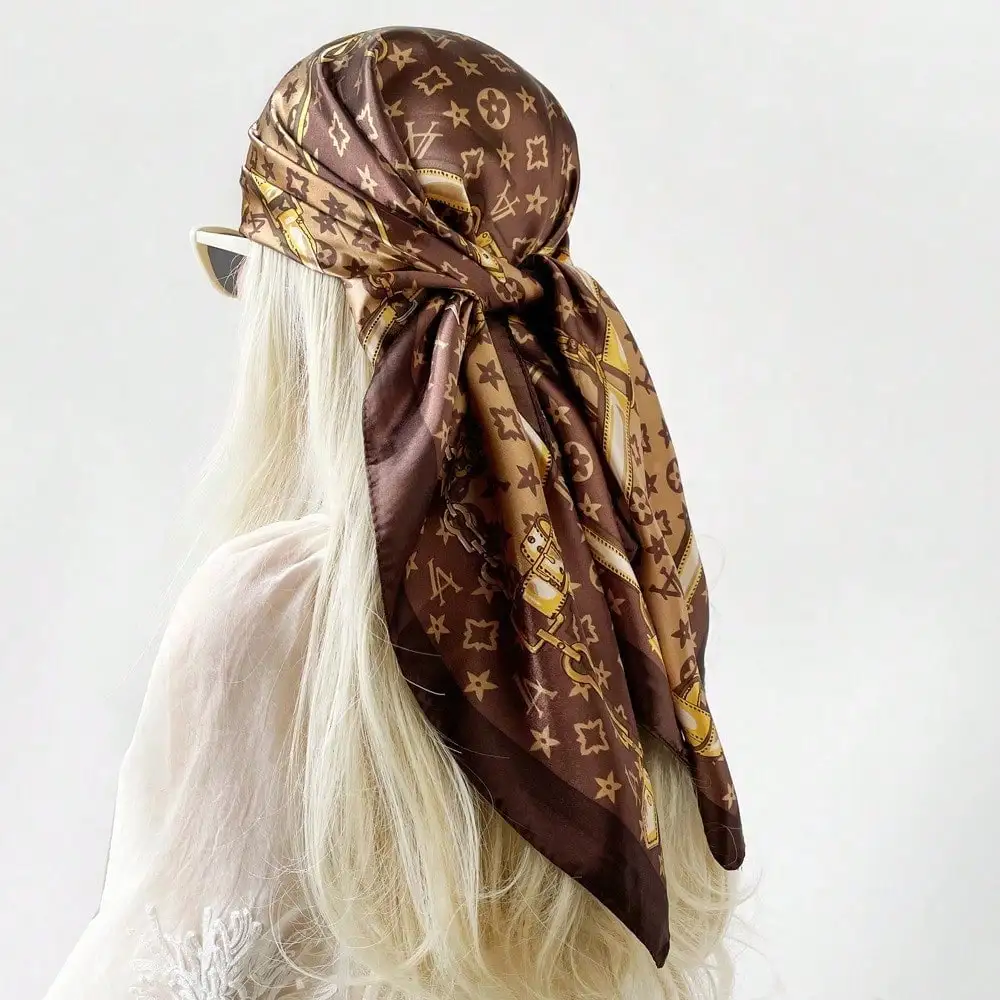 Large square scarves, silk scarves, women's headscarves Printed scarves Satin, printed square scarves, silk scarves, smooth fabrics, headscarves, binding bags, decorative silk scarves and scarves for daily use
Large square scarves, silk scarves, women's headscarves Printed scarves Satin, printed square scarves, silk scarves, smooth fabrics, headscarves, binding bags, decorative silk scarves and scarves for daily use
