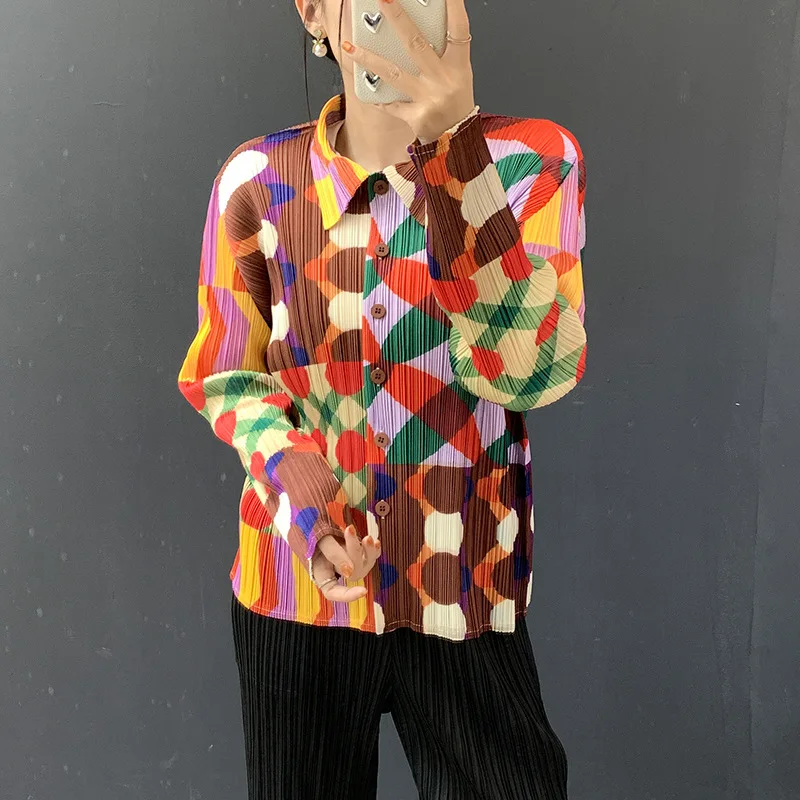 Printed Women Shirt with Lapel Long Sleeved Single Breasted Loose Fitting Slimming Fashion Female Outdoor Travel Clothing
Printed Women Shirt with Lapel Long Sleeved Single Breasted Loose Fitting Slimming Fashion Female Outdoor Travel Clothing