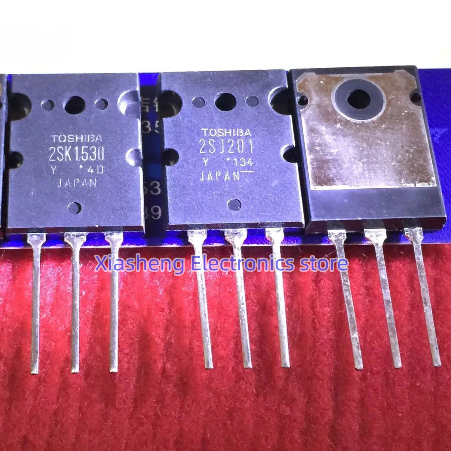 New Original 1Pair 2SK1530 K1530 + 2SJ201 J201 TO-264 Transistor In Stock Good Quality 
New Original 1Pair 2SK1530 K1530 + 2SJ201 J201 TO-264 Transistor In Stock Good Quality
