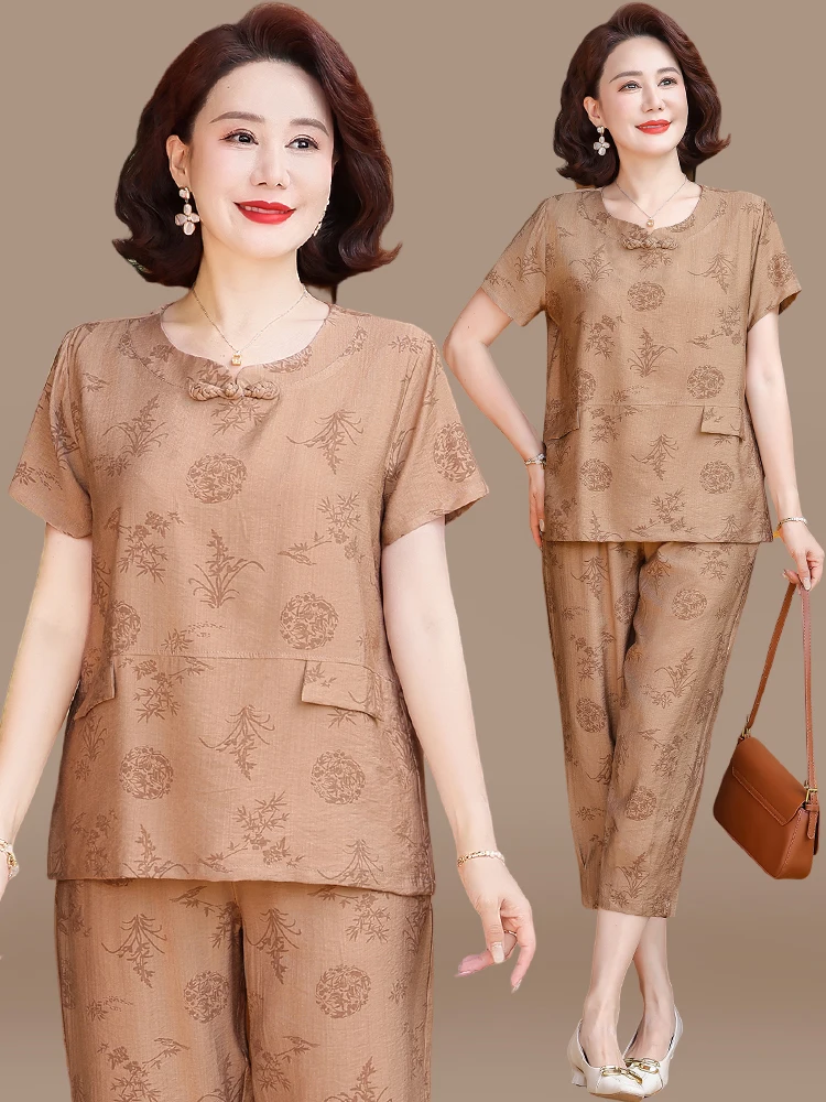 Новый летний комплект из хлопка и льна 2025 года для женщин: топ и брюки для мам среднего возраста, свободный крой, круглый вырез, две части
Новый летний комплект из хлопка и льна 2025 года для женщин: топ и брюки для мам среднего возраста, свободный крой, круглый вырез, две части