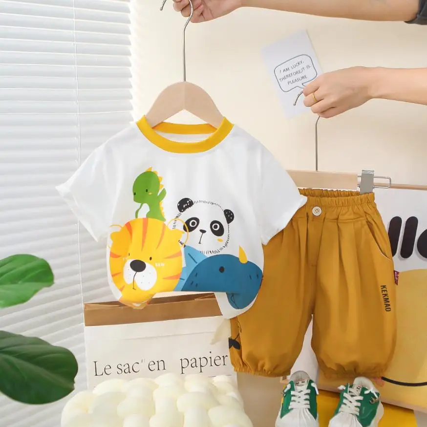 Infant Boutique Clothing 2025 Summer Fashion Outfits Panda Cartoon Crewneck Short Sleeve T-shirts And Shorts Two Piece Boys Sets
Infant Boutique Clothing 2025 Summer Fashion Outfits Panda Cartoon Crewneck Short Sleeve T-shirts And Shorts Two Piece Boys Sets