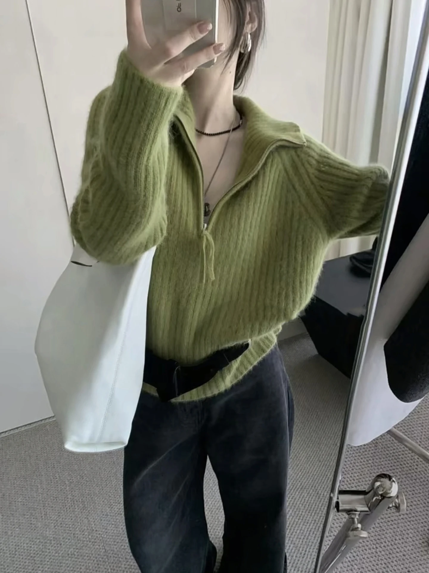 100% мериносовая шерсть, женский модный пуловер с лацканами, полумолния, открывающийся трикотаж, толстый топ, осенне-зимняя кашемировая повседневная одежда
100% мериносовая шерсть, женский модный пуловер с лацканами, полумолния, открывающийся трикотаж, толстый топ, осенне-зимняя кашемировая повседневная одежда