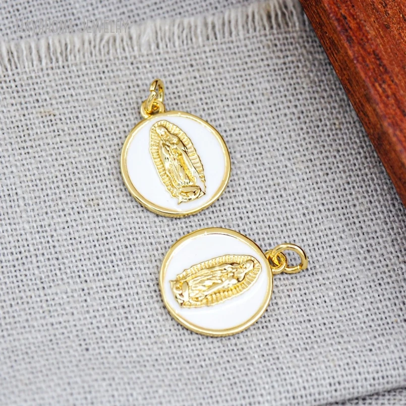 5Pcs Enamel White Copper Gold Color Spiritual Jewelry Metal Wholesale Pendant Charms
5Pcs Enamel White Copper Gold Color Spiritual Jewelry Metal Wholesale Pendant Charms