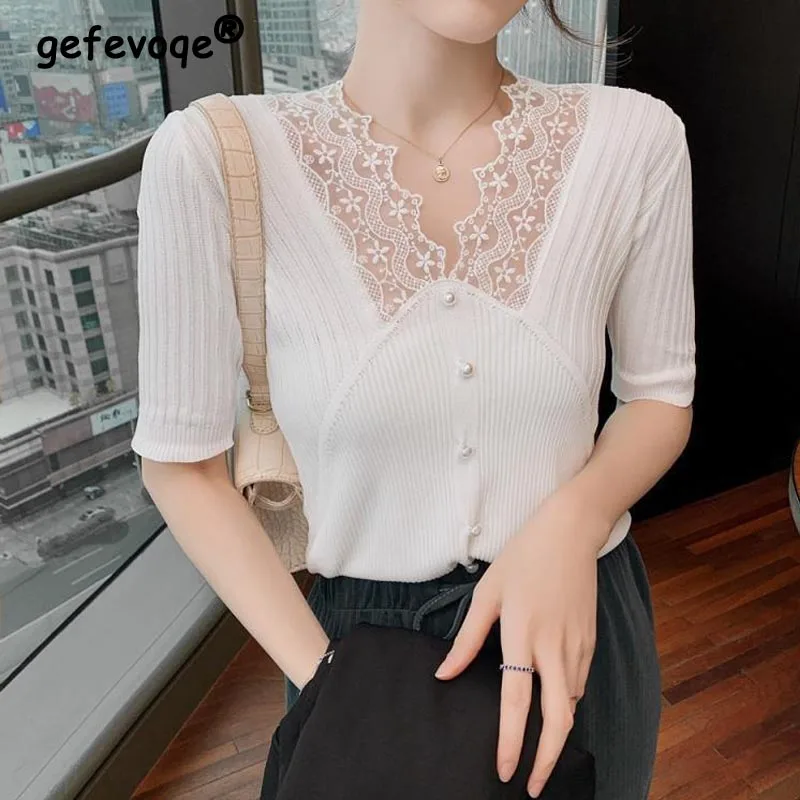 Korean V Neck Lace Hollow Out Elegant Fashion Short Sleeve Slim Summer Women 2022 Shirt Solid Black Pullovers Female Knitted Top
Korean V Neck Lace Hollow Out Elegant Fashion Short Sleeve Slim Summer Women 2022 Shirt Solid Black Pullovers Female Knitted Top