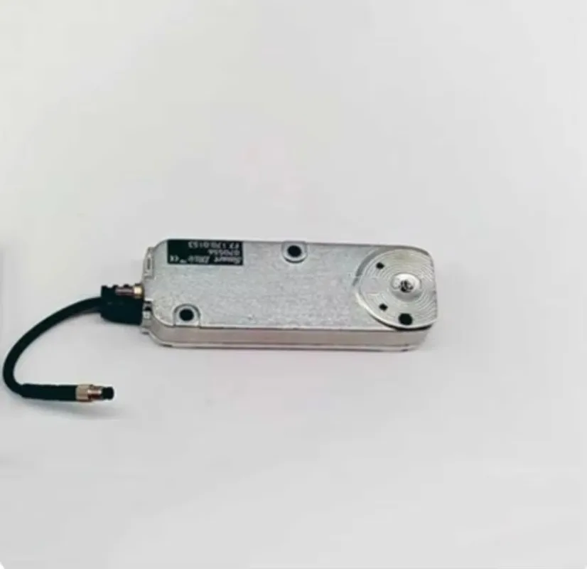 Датчик F7.170.0153 Hengou CD102 CD74, оптический датчик измерения температуры, запчасти для офсетных машин
Датчик F7.170.0153 Hengou CD102 CD74, оптический датчик измерения температуры, запчасти для офсетных машин