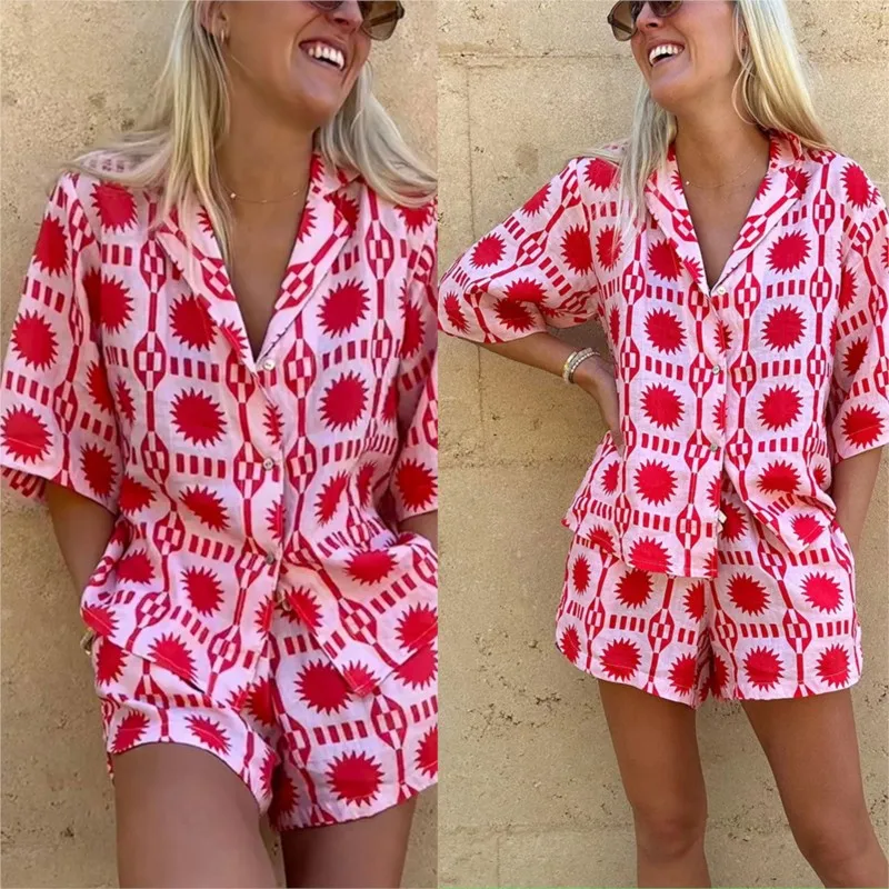 Women Geometric Print Shirt Top and Pant Suit Lapel Short Sleeve Pocket Blouse Elastic High Waist Shorts Beach Outfit 2 Pcs Sets
Women Geometric Print Shirt Top and Pant Suit Lapel Short Sleeve Pocket Blouse Elastic High Waist Shorts Beach Outfit 2 Pcs Sets