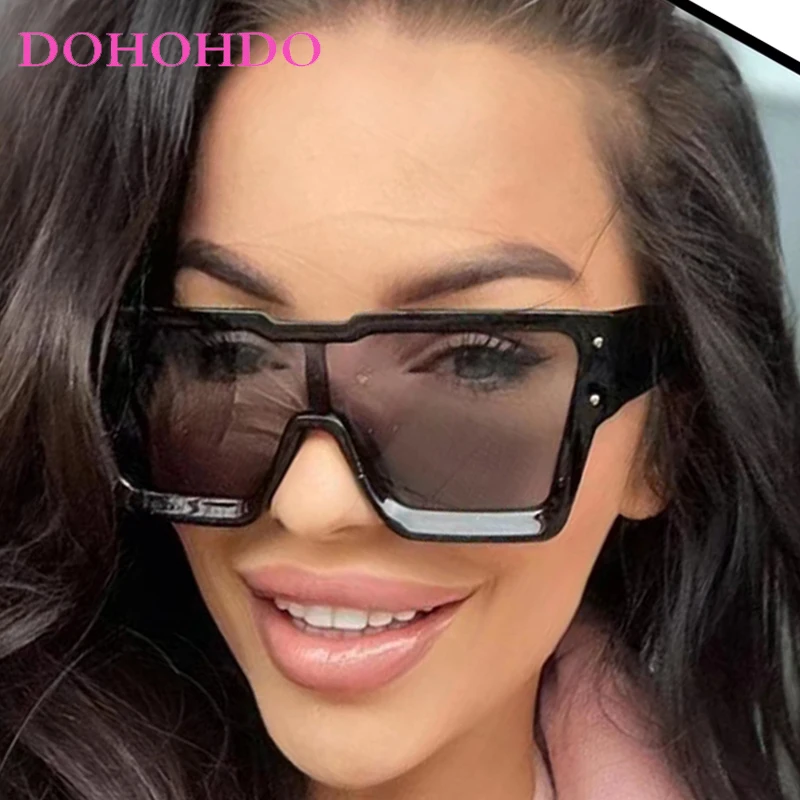 Retro Big Frame Square One-Piece Women Sunglasses Trend Luxury Design Classic Punk Shades Men Outdoor Driving Sunglasses UV400
Retro Big Frame Square One-Piece Women Sunglasses Trend Luxury Design Classic Punk Shades Men Outdoor Driving Sunglasses UV400
