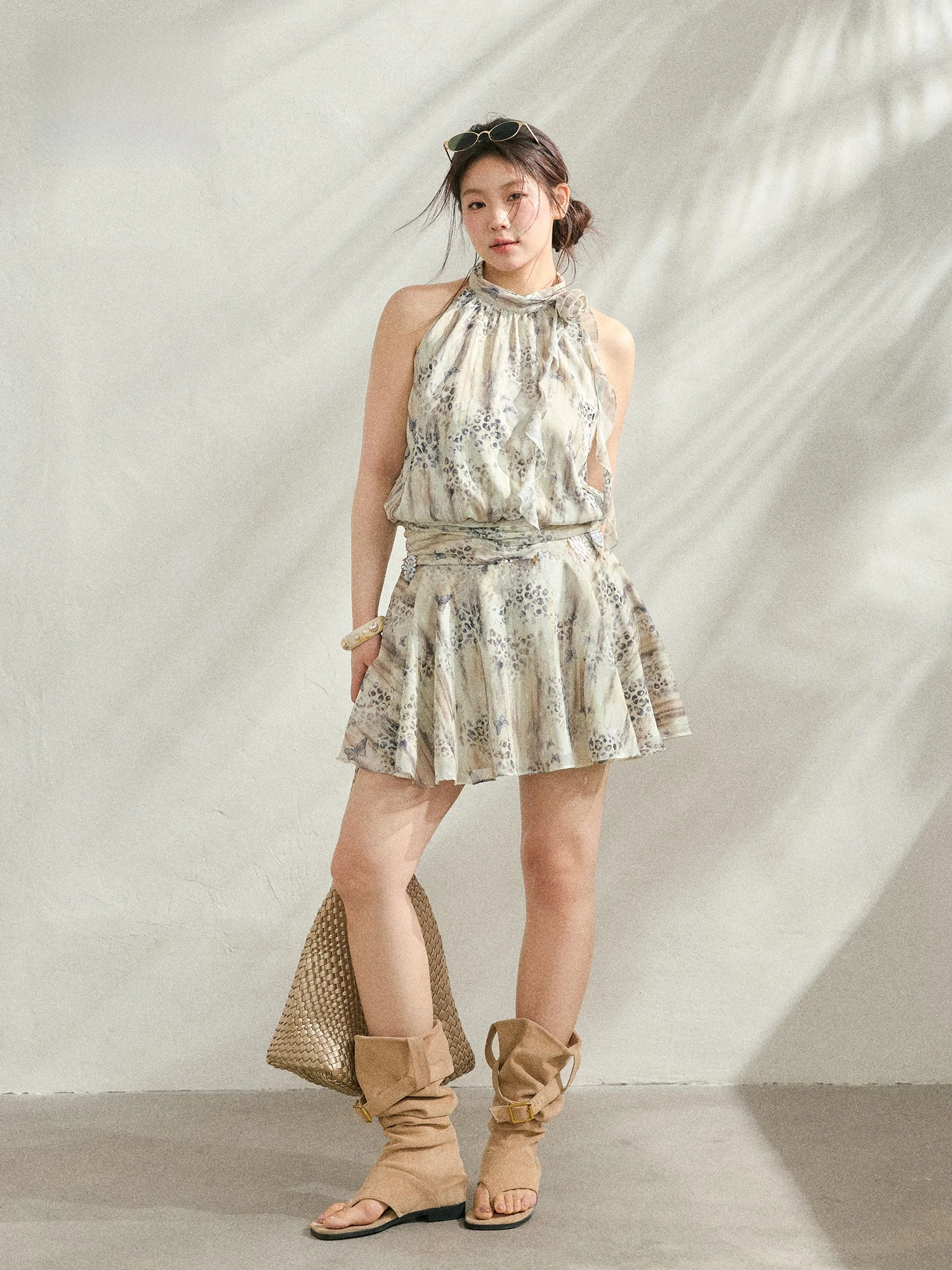 Zhang Da plus Size Summer Dress Set Vacation Style Shoulder Exposure Water-Based Print High Waist Short Skirt Commute Fashion
Zhang Da plus Size Summer Dress Set Vacation Style Shoulder Exposure Water-Based Print High Waist Short Skirt Commute Fashion