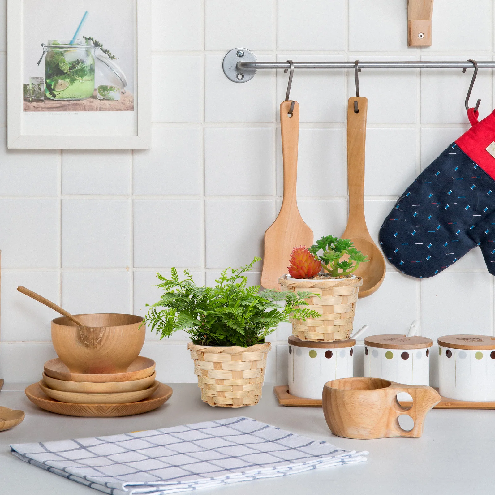 6pcs Bamboo Woven Basket Storage Organizer Decorative Flower Holder Desktop Sundries Container Kitchen Fruit Pen Makeup Brush
6pcs Bamboo Woven Basket Storage Organizer Decorative Flower Holder Desktop Sundries Container Kitchen Fruit Pen Makeup Brush