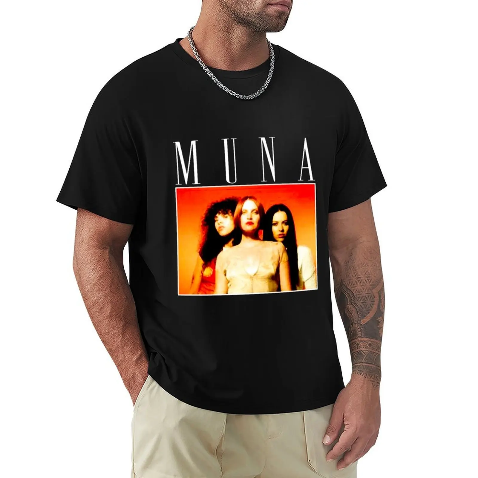 Muna Pop Band T-Shirt Performance Workout Short Sleeve Tee
Muna Pop Band T-Shirt Performance Workout Short Sleeve Tee