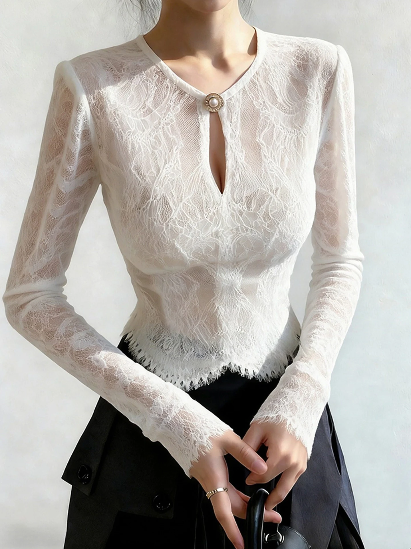 Elegant Lace Base Shirt Long Sleeve Slimming Fashionable Versatile Commute Spring Korean Style Silk Women's Top
Elegant Lace Base Shirt Long Sleeve Slimming Fashionable Versatile Commute Spring Korean Style Silk Women's Top