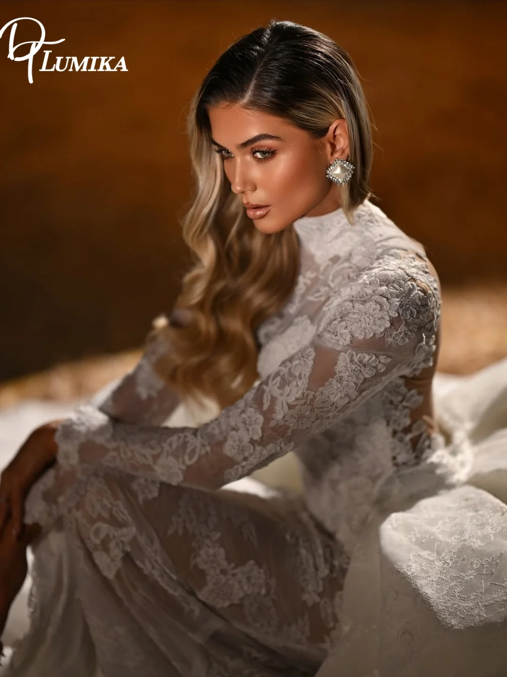 Elegant High Neck Lace Mermaid Wedding Dress 2026 New Long Sleeve Bridal Gown with Detachable Train Customized Vestido De Novia
Elegant High Neck Lace Mermaid Wedding Dress 2026 New Long Sleeve Bridal Gown with Detachable Train Customized Vestido De Novia