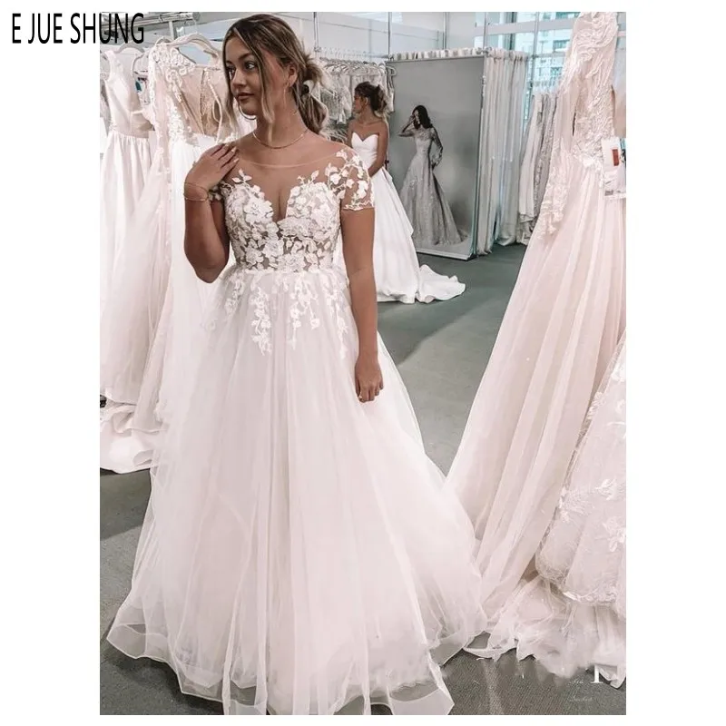 Lace Appliques Boho Plus Size Wedding Dresses Short Sleeves A-line Backless Beach Bridal Gowns
Lace Appliques Boho Plus Size Wedding Dresses Short Sleeves A-line Backless Beach Bridal Gowns