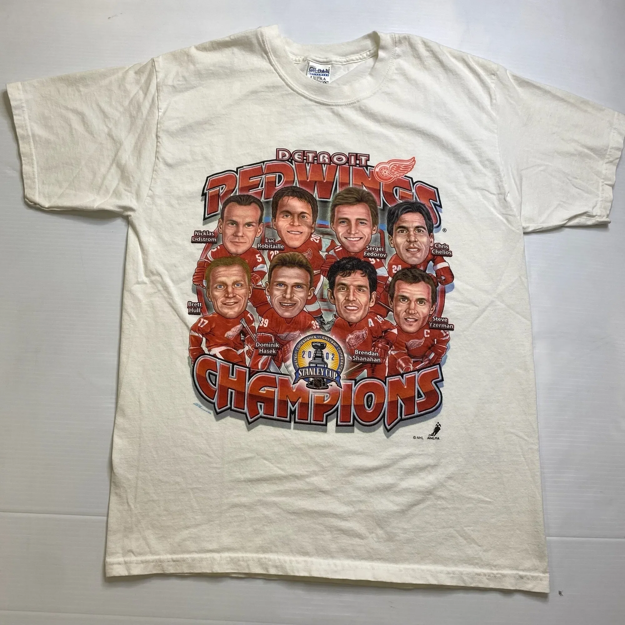 2002 футболка Детройта Redwings с карикатурой Sz L A3845 длинные или Короткие рукава
2002 футболка Детройта Redwings с карикатурой Sz L A3845 длинные или Короткие рукава
