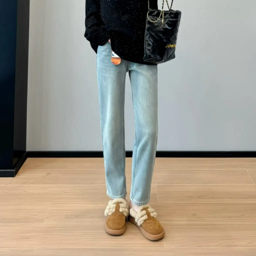 Миниатюрные женские термоутягивающие волшебные высокоэластичные прямые джинсы-сигарет с утолщенной австралийской шерстью на зиму
Миниатюрные женские термоутягивающие волшебные высокоэластичные прямые джинсы-сигарет с утолщенной австралийской шерстью на зиму