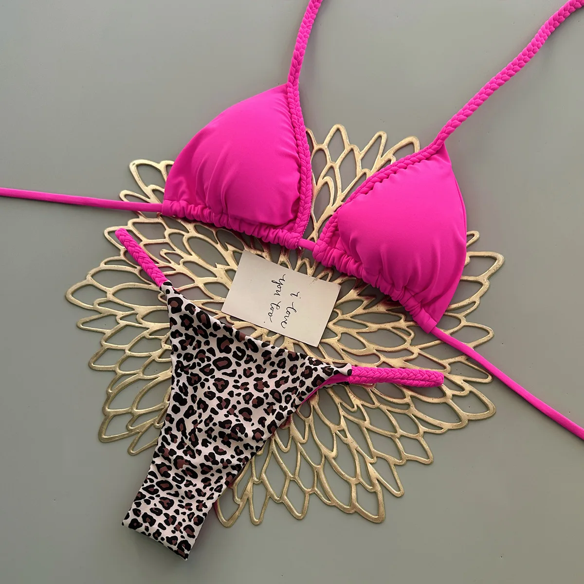 Cute Women's Bikini Color Blocking Summer New Item Leopard Print Lace Up Backless Sexy Split Seaside Vacation Swimsuit Gift
Cute Women's Bikini Color Blocking Summer New Item Leopard Print Lace Up Backless Sexy Split Seaside Vacation Swimsuit Gift