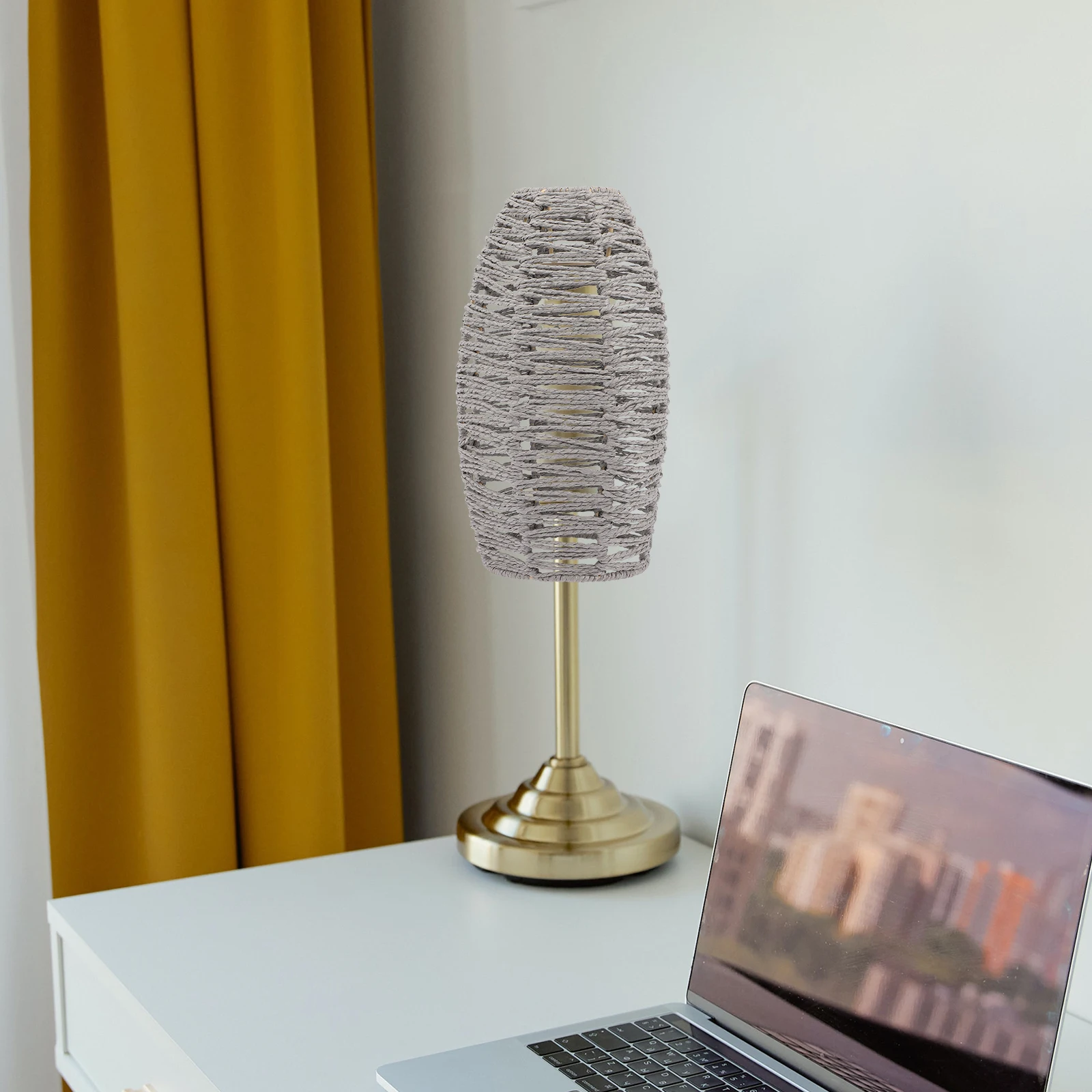 Simulated Rattan Lampshade Small Woven Ceiling Light Cover For Chandelier Wall Lamp Indoor Decoration Dust Protection 
Simulated Rattan Lampshade Small Woven Ceiling Light Cover For Chandelier Wall Lamp Indoor Decoration Dust Protection