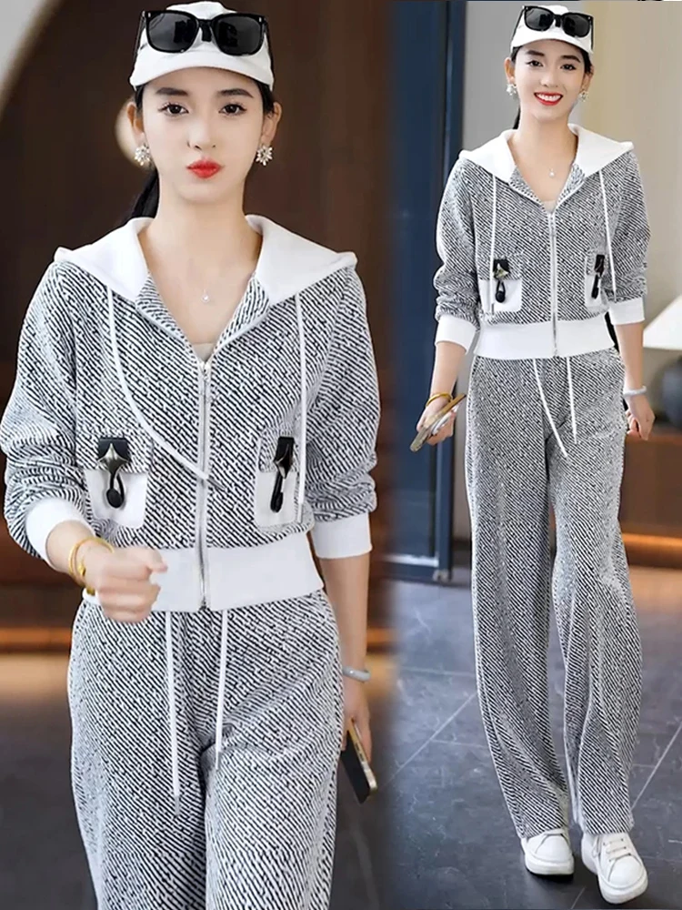 Small Fragrant Style Fashion Casual Sportswear Women 2025 Autumn New Collection Hooded Coat Wide Leg Pants Two Piece Set
Small Fragrant Style Fashion Casual Sportswear Women 2025 Autumn New Collection Hooded Coat Wide Leg Pants Two Piece Set