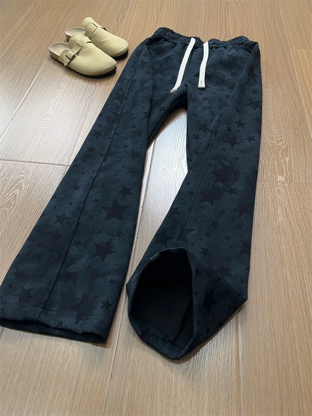 American Style Dyed Black Star Men's Sweatpants Loose BF Lazy Style Wide Leg Pants Knife Casual Long Trousers
American Style Dyed Black Star Men's Sweatpants Loose BF Lazy Style Wide Leg Pants Knife Casual Long Trousers