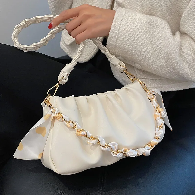 White PU Cloud Shoulder Bag Women's Ins Niche 2023 New Shoulder Underarm Bag Versatile Texture Messenger Bags
White PU Cloud Shoulder Bag Women's Ins Niche 2023 New Shoulder Underarm Bag Versatile Texture Messenger Bags