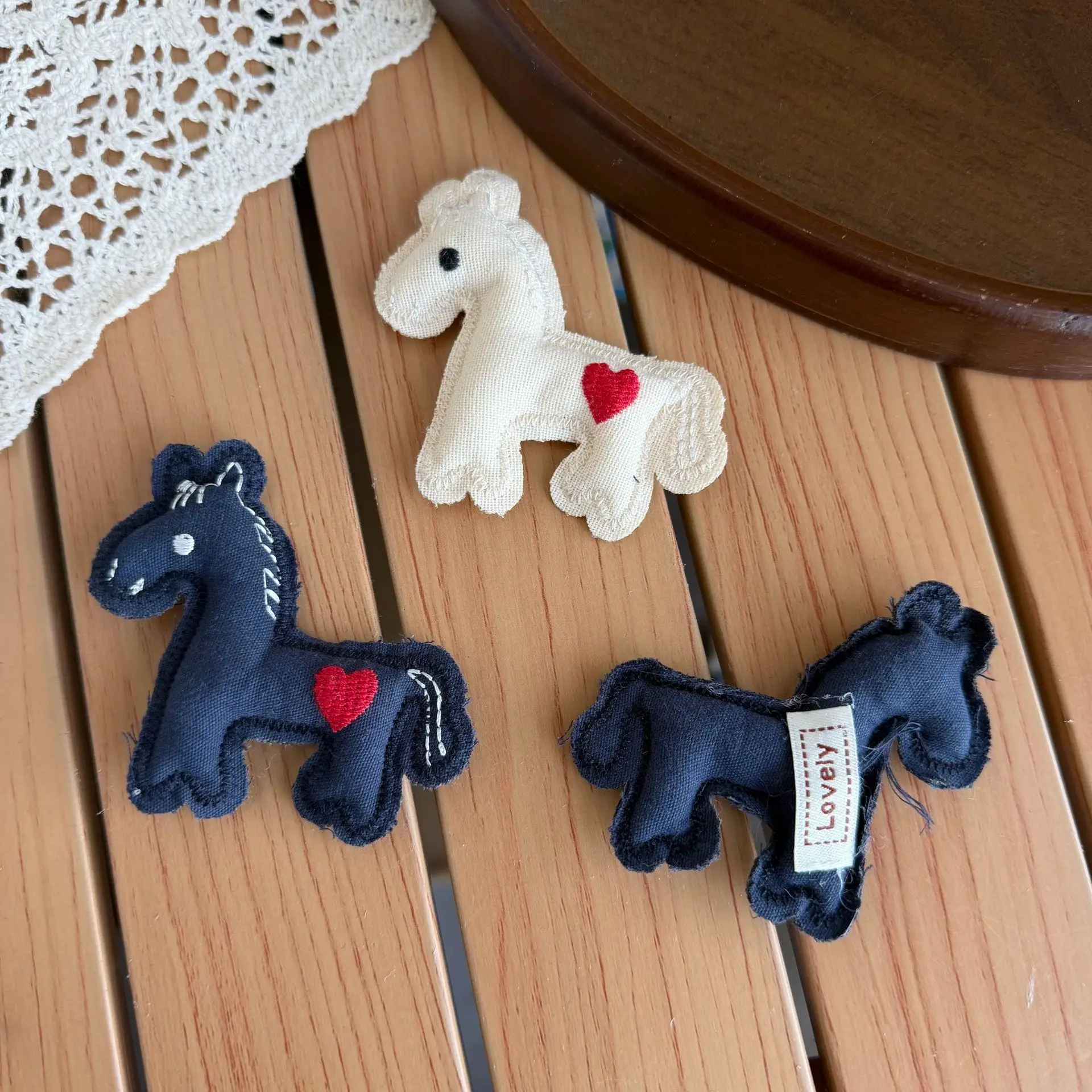 Cartoon Pony Embroidered Patch Iron on For Hat Scarf Bag Shoe Decoration Vintage Craft Sewing Badge Premium
Cartoon Pony Embroidered Patch Iron on For Hat Scarf Bag Shoe Decoration Vintage Craft Sewing Badge Premium