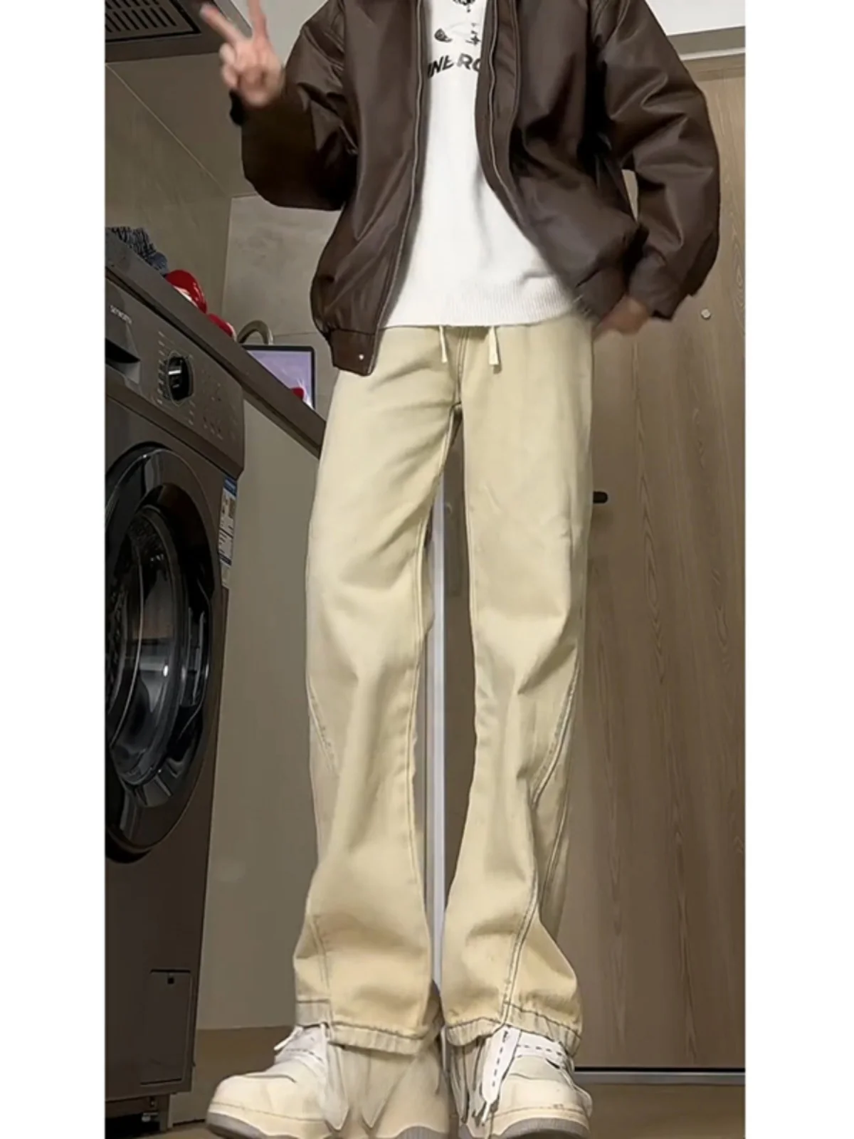 Yellow Mud Color Elastic Waist Workwear Jeans Men's Early Spring Long Version Narrow American Sle Micro Flared Pants
Yellow Mud Color Elastic Waist Workwear Jeans Men's Early Spring Long Version Narrow American Sle Micro Flared Pants