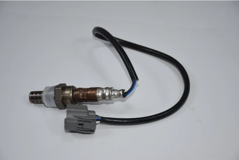 Oxygen Sensor MHK100940 for Freelander(96-06) Range Rover (94-01)
Oxygen Sensor MHK100940 for Freelander(96-06) Range Rover (94-01)