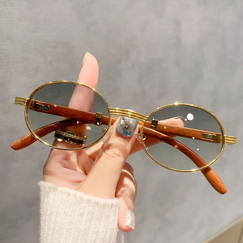 Retro Small Rectangle Sunglasses Women Vintage Driving Sun Glasses Men Luxury Brand Metal Frame Travel Eyewear UV400 Glasses
Retro Small Rectangle Sunglasses Women Vintage Driving Sun Glasses Men Luxury Brand Metal Frame Travel Eyewear UV400 Glasses