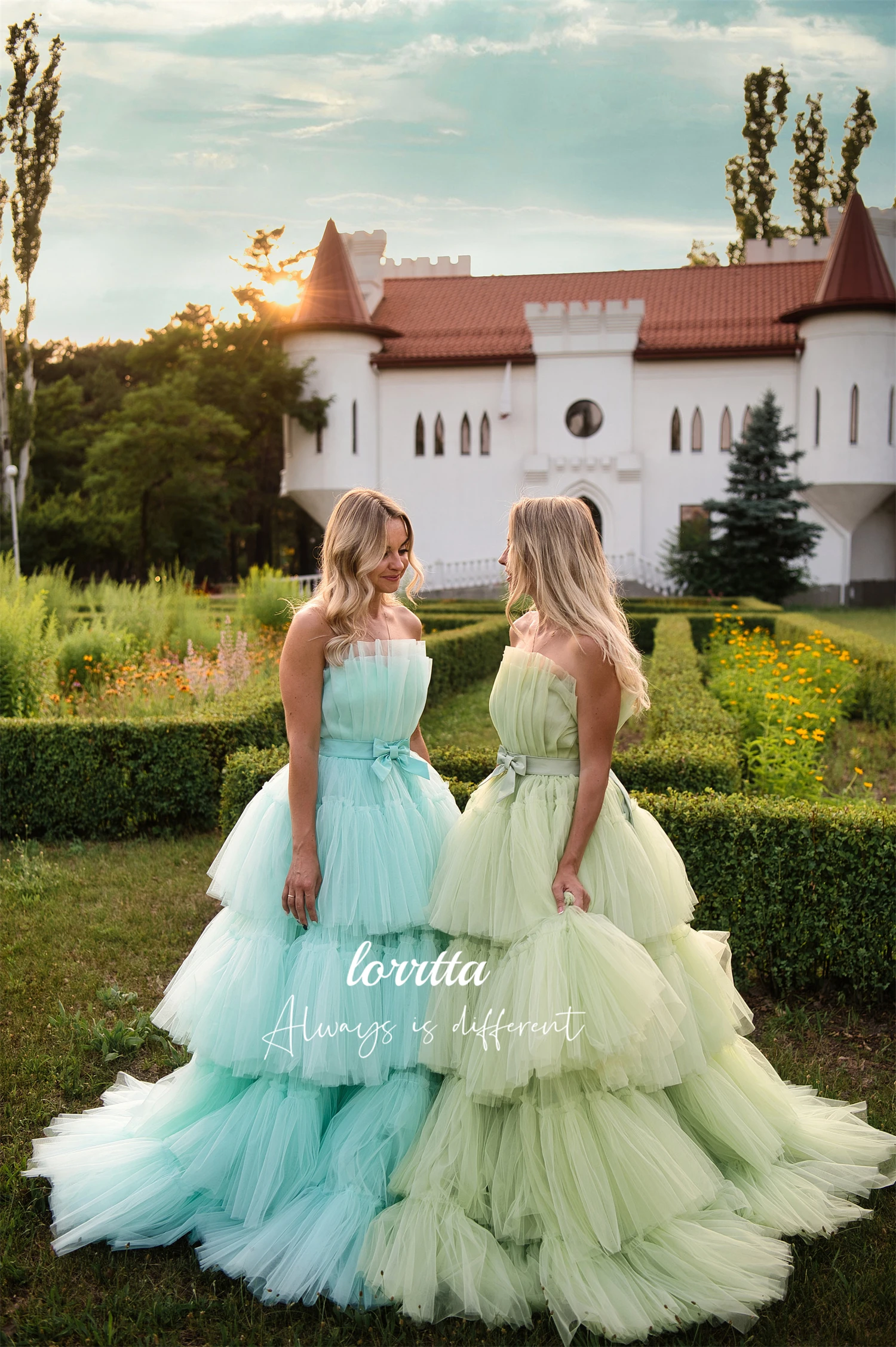 Lorrtta Mesh Party Dress Fluffy Ball Gown Strapless Layered Luxurious Women's Evening Dresses for Formal Occasions Wedding Prom
Lorrtta Mesh Party Dress Fluffy Ball Gown Strapless Layered Luxurious Women's Evening Dresses for Formal Occasions Wedding Prom