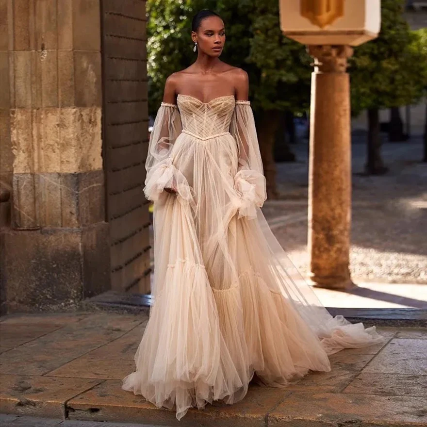Champagne Beaded Wedding Dresses Strapless Neckline Bridal Gowns Long Sleeves A Line Pleated Sweep Train Tulle Vestido De Novia
Champagne Beaded Wedding Dresses Strapless Neckline Bridal Gowns Long Sleeves A Line Pleated Sweep Train Tulle Vestido De Novia