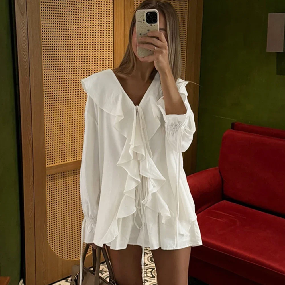 Tornova Ruffle Shorts Two Piece Sets Flared Sleeve V-Neck Solid Tie Loose High Street Fashion Casual Female Pant Set 2025 Summer
Tornova Ruffle Shorts Two Piece Sets Flared Sleeve V-Neck Solid Tie Loose High Street Fashion Casual Female Pant Set 2025 Summer