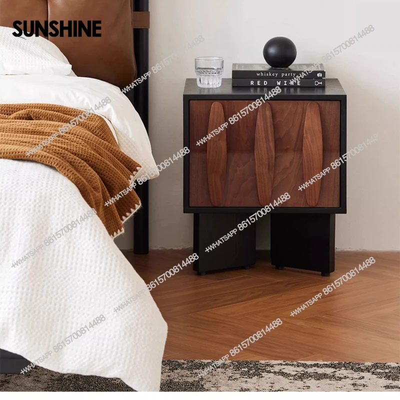 Modern light retro home bedroom bedside table high-end solid wood storage cabinet
Modern light retro home bedroom bedside table high-end solid wood storage cabinet