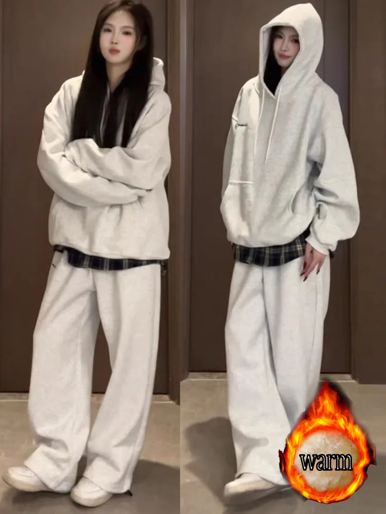 Women's Autumn and Winter Sweatshirt and Pants Set, Fleece-Lined and Thickened, Korean Style New Loose Hooded Sweatshirt, Casual and Comfortable Wide-Leg Pants, Lazy Style Two-Piece Set
Women's Autumn and Winter Sweatshirt and Pants Set, Fleece-Lined and Thickened, Korean Style New Loose Hooded Sweatshirt, Casual and Comfortable Wide-Leg Pants, Lazy Style Two-Piece Set