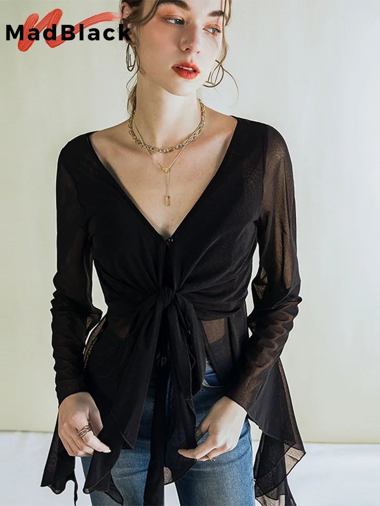 MadBlack Euromean Clothes Deep V Neck T-Shirt Women Slim Bownot Tops Long Flare Sleeves Tees Spring Autumn New 2024 T43129JM
MadBlack Euromean Clothes Deep V Neck T-Shirt Women Slim Bownot Tops Long Flare Sleeves Tees Spring Autumn New 2024 T43129JM