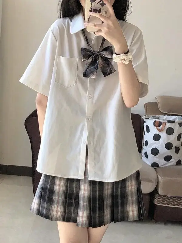 Summer Short Sleeve Student Uniform Design Sweet Japanese Pleated Skirt Two Piece Set Women's Fashion Ensemble JK White Shirt
Summer Short Sleeve Student Uniform Design Sweet Japanese Pleated Skirt Two Piece Set Women's Fashion Ensemble JK White Shirt