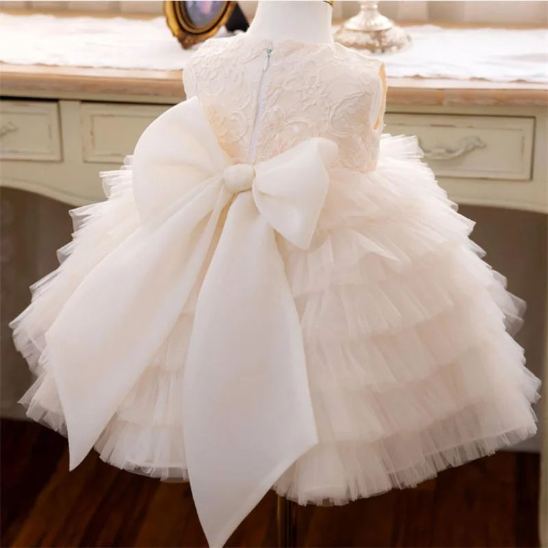 Fluffy yarn cake dress white flower girl dress women's fashion multilayer lace dress
Fluffy yarn cake dress white flower girl dress women's fashion multilayer lace dress