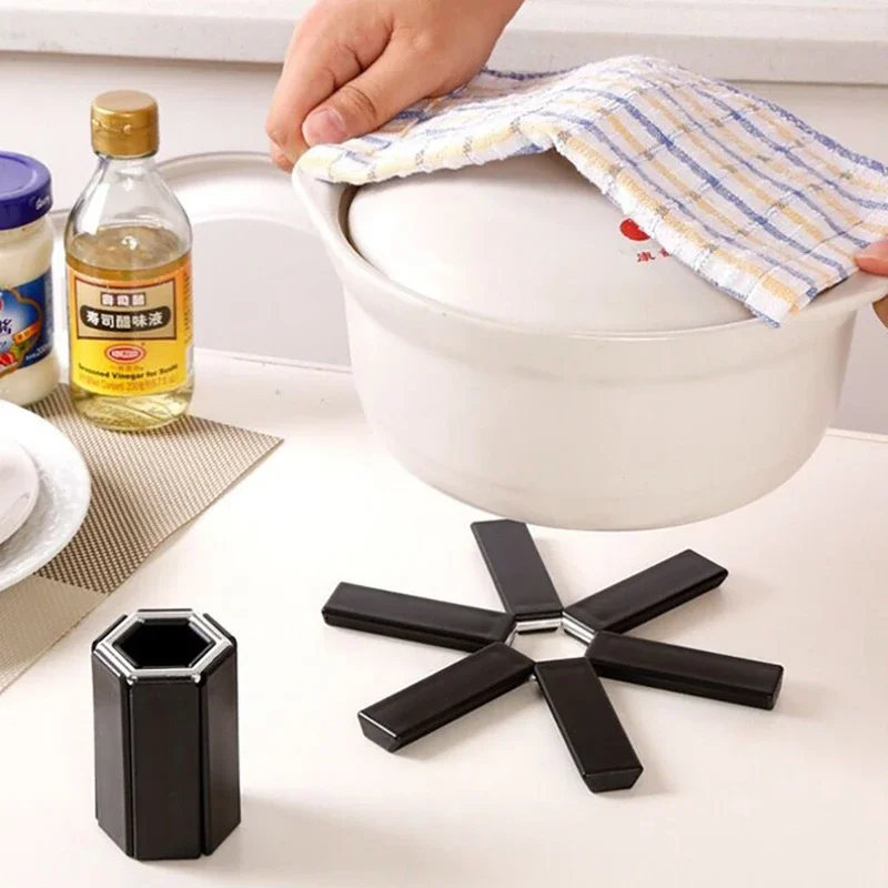 Foldable Heat Resistant Placemat Dining Table Mat Plastic Insulation Coaster Pads for Pan Pot Bowl Holder Placemat Creat Folding
Foldable Heat Resistant Placemat Dining Table Mat Plastic Insulation Coaster Pads for Pan Pot Bowl Holder Placemat Creat Folding