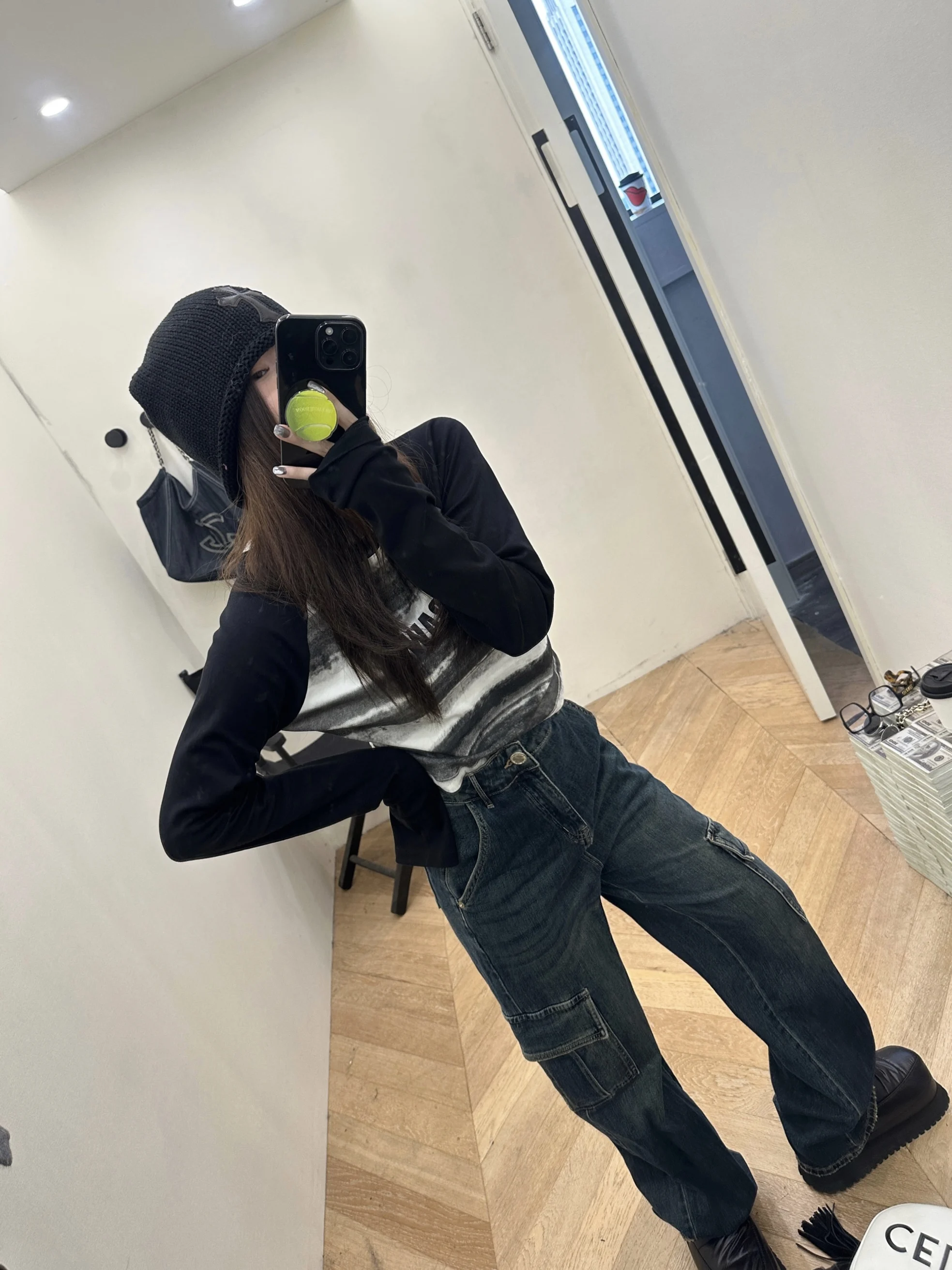 Свободная женская рабочая одежда, джинсы с высокой талией, прямые длинные брюки, большие кеты, темно-синие, осеннее новое поступление
Свободная женская рабочая одежда, джинсы с высокой талией, прямые длинные брюки, большие кеты, темно-синие, осеннее новое поступление