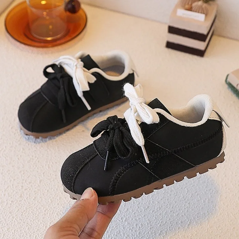 Children's Sports Shoes Autumn New Casual Versatile Baby Boys and Girls Walking Soft Soled Breathable Leather Shoes Kids Flats
Children's Sports Shoes Autumn New Casual Versatile Baby Boys and Girls Walking Soft Soled Breathable Leather Shoes Kids Flats