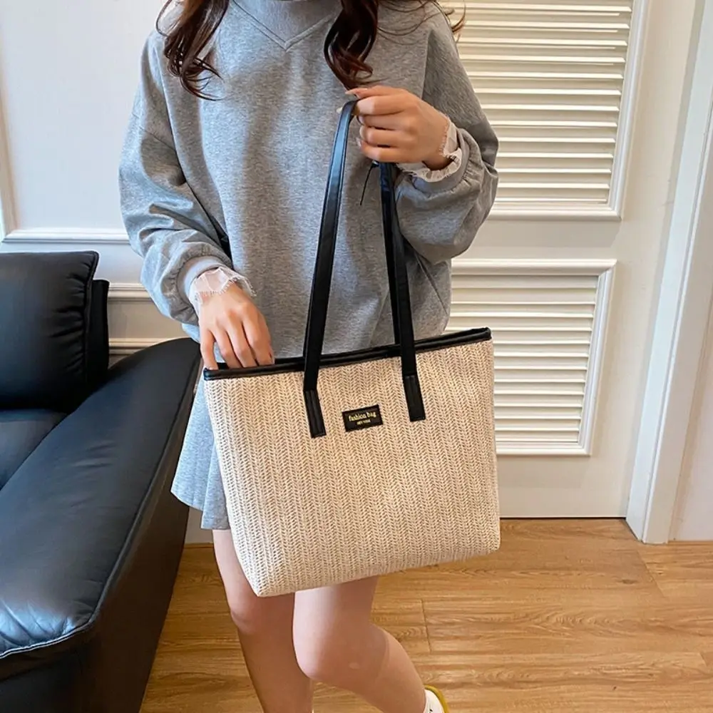 Fashion Summer Weave Straw Bag Leisure Boho Straw Shoulder Bag Casual Beach Tote Bag for Ladies/Girls
Fashion Summer Weave Straw Bag Leisure Boho Straw Shoulder Bag Casual Beach Tote Bag for Ladies/Girls