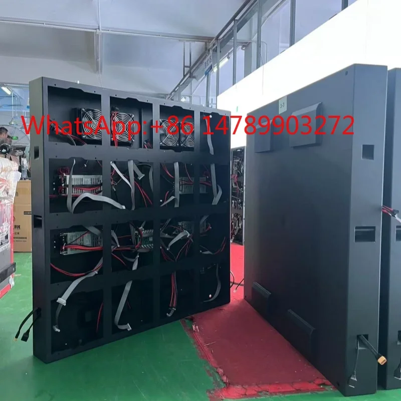 Pole Mounted Waterproof LED Screen Large Scale Outdoor Commercial Advertising Display
Pole Mounted Waterproof LED Screen Large Scale Outdoor Commercial Advertising Display