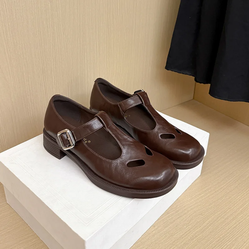 2025 Vintage College Style Thick Heel Shoes Women British Style Mary Jane Fashion Elegant Hollow Out Spring Female Office Loafer
2025 Vintage College Style Thick Heel Shoes Women British Style Mary Jane Fashion Elegant Hollow Out Spring Female Office Loafer