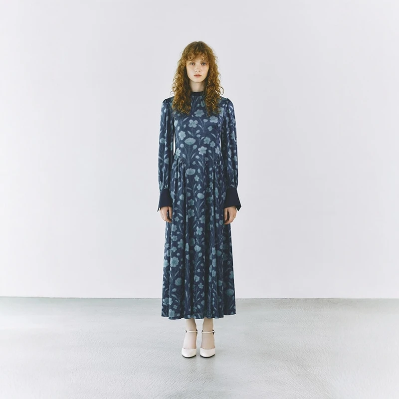 Torowee Velvet Print Slim Fit Dress Elegant H-Line Long Sleeve Casual Wear Polyester Fabric Artistic Style Winter Collection
Torowee Velvet Print Slim Fit Dress Elegant H-Line Long Sleeve Casual Wear Polyester Fabric Artistic Style Winter Collection